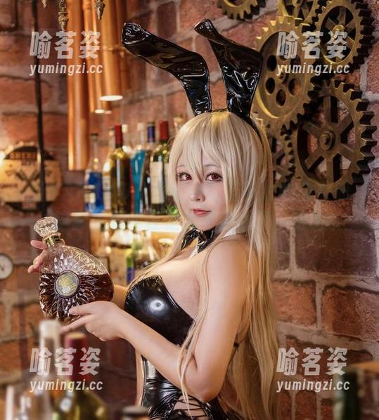 KANEKO咔喵 当KANEKO咔喵遇上碧蓝航线的兔女郎,这套私拍实在是太不走心了,哈哈。