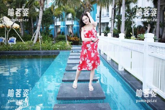 MyGirl美媛馆-伊雨蔓Fiona MyGirl美媛馆 - 教室的光线真迷人,看看原图里的伊雨蔓Fiona,随时可能把你“抓住”。