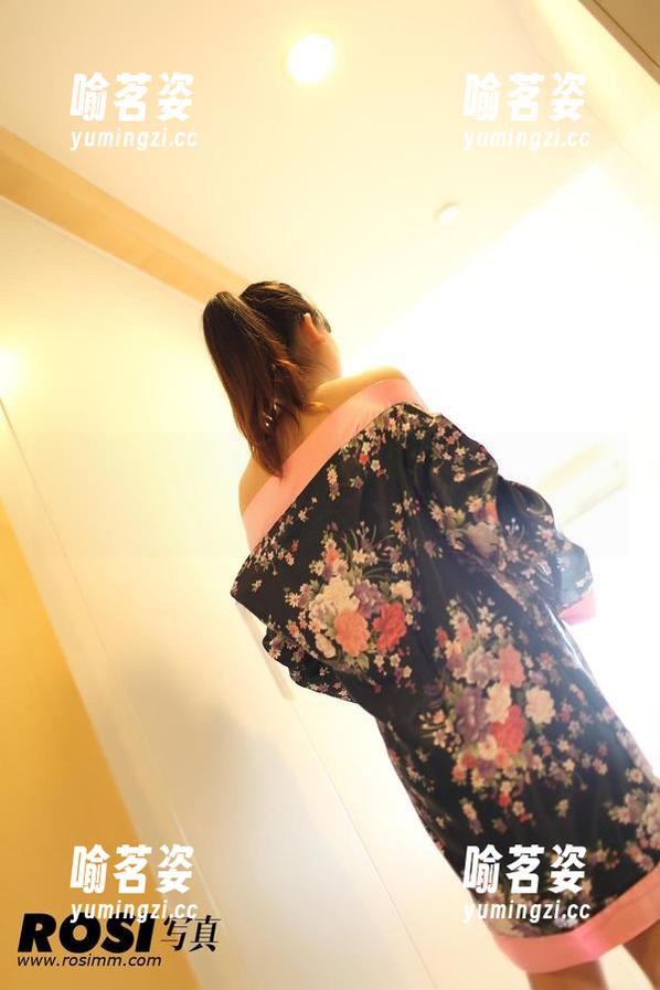 ROSI写真 这翘臀别致又能打,ROSI的图库下载看点满满!