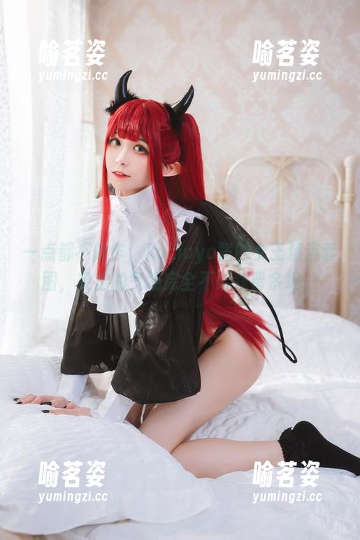 Tomoyo酱 一点都不做作,Tomoyo酱的女王精选套图,突出的气场完全不给我留余地。