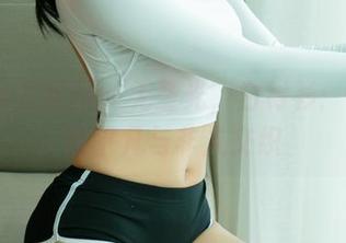 UGirls尤果网 – 无圣光，白衬衫：于梓馨的平凡与非凡交织