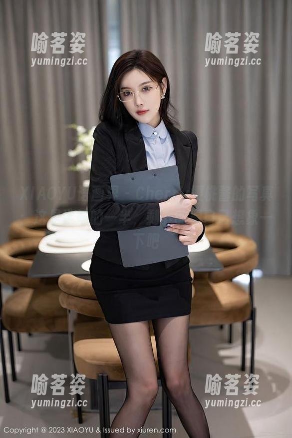 XIAOYU语画界-Cherry樱桃酱 XIAOYU语画界 - Cherry樱桃酱的写真:这是学妹的一半,剩下的得自己想象一下吧