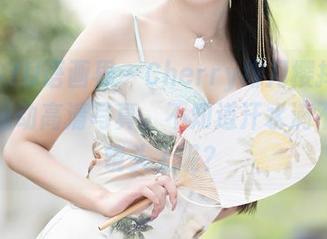 XIAOYU语画界 – Cherry绯月樱挥汗如雨的运动高清写真，不知道汗水滴不滴到镜头上呢？