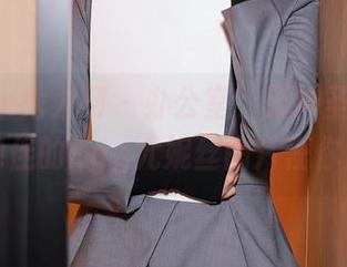 Xiuren秀人网 – 办公室，无神圣光环绕，绝佳的Egg尤妮丝图片任你欣赏