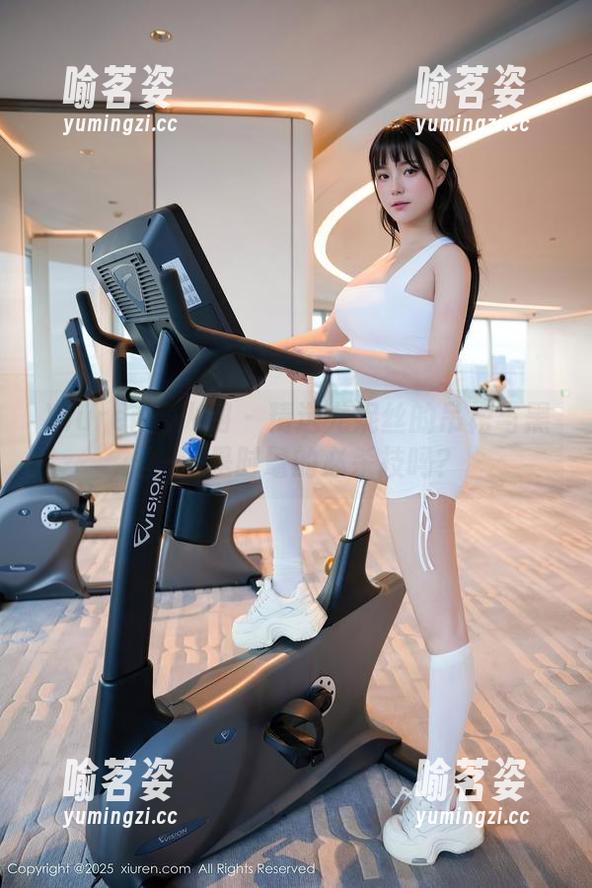 Xiuren秀人网-尤妮丝 Xiuren秀人网 - 精选尤妮丝的吊裙与黑丝–这是时髦的必杀技吗?