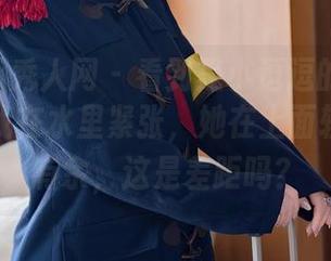 Xiuren秀人网 – 看到是小逗逗的泳池写真集：我在水里紧张，她在上面轻松游刃有余，这是差距吗？