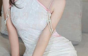 Xiuren秀人网 – 沉醉与泳池之间，米妮大萌萌的美图图集绝非复古，哎呀！别让我溜走了。