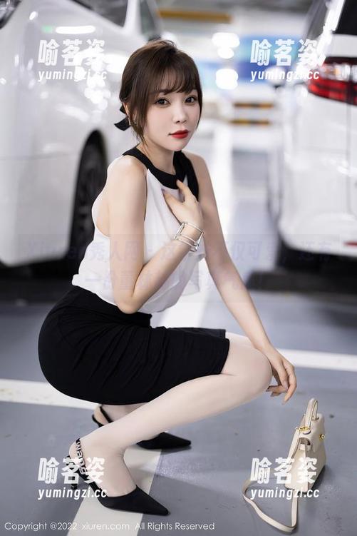 Xiuren秀人网-董林越 Xiuren秀人网 - 这学妹不仅可爱,还有一份董林越的写真气质!