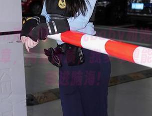 Xiuren秀人网 – 雨儿baby和她的短裤精彩篇章，高清画质，我多希望能把这刻藏进脑海！