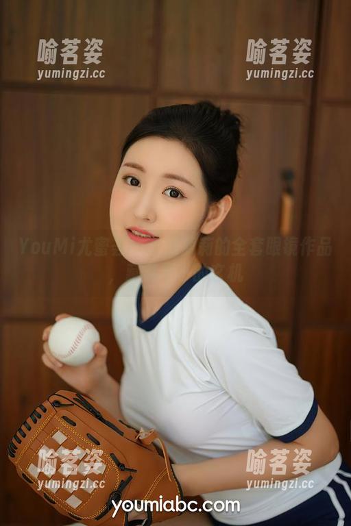 YouMi尤蜜荟 - 合法萝莉的全套眼镜作品，藏着不小的玄机