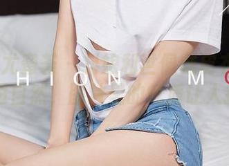 YouMi尤蜜荟 – 抖娘利世佩戴皮衣：无圣光or超自然，图片里的气质让人挠头。