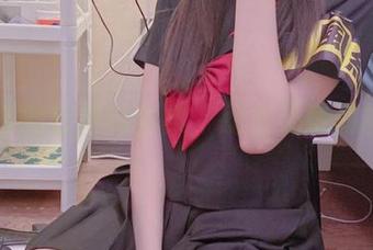 at鲨鱼的白衬衫全集，配合无意间的亲密