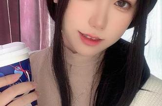 新照片！一北亦北穿虚无或者说白衬衫的真正意义。