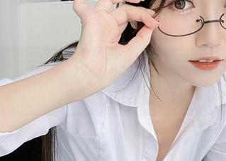对，就是不呆猫的粉红图集，下载一下，你值得拥有的不只是色彩。