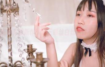 不呆猫的美图新作：狂三黑丝白丝，够不够抢眼？