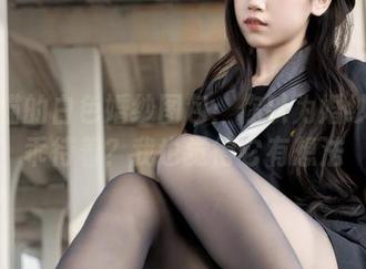 不呆猫的白色婚纱图包：你以为婚纱会乖乖待着？我也觉得它有想法