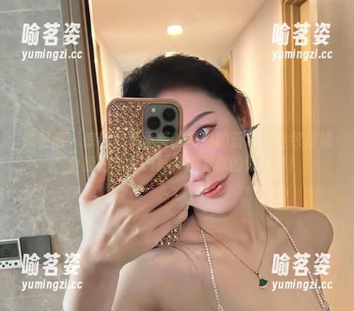 不爱笑的赛琳 微密圈 - 惊艳!不爱笑的赛琳的蓝色蕾丝包臀裙,全套图包小心翼翼攒下你的惊叹声!