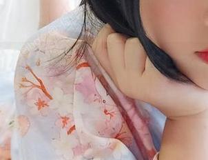 你烨烨的校服作品集：穿上回忆，恍惚间竟是青春的回音