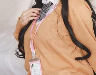 凉凉子兔女郎作品全记录，个性与迷离之间的博弈。