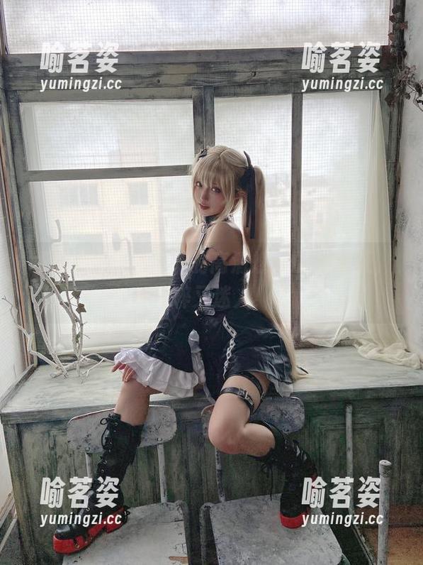 切切celia 切切celia在户外的高清燃烧时光壁纸,纯粹又迷人!