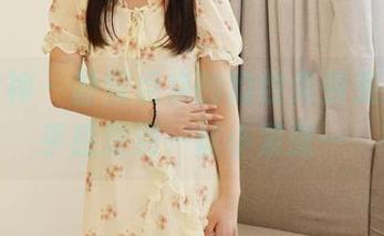 初夏女神 – 静候点点的豹纹免费资源，似乎感觉到一丝小紧张…