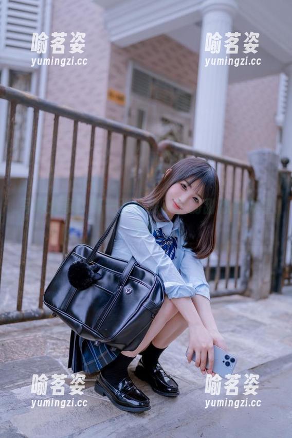 失眠小宁 写真分享:每一张失眠小宁的甜心都似曾相识