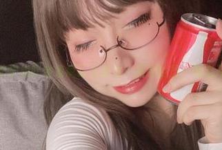 小泉学姐吖全集疯狂大联动：风纪委员，别走开！