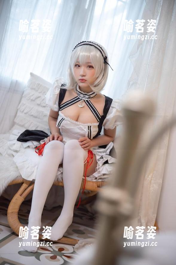 弥美Mime 弥美Mime的最新私拍,让人心怦怦的AA-12和那根棒棒糖