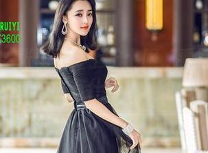 推女神 – 张雨涵穿上护士服，看得我恍惚，原图和作品里有什么奇怪的吸引力呢？