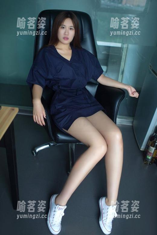 推女郎-Lina 推女郎 - Lina与她的皮衣:超乎寻常的私房写真体验