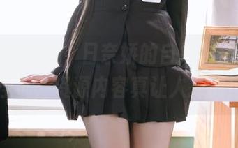 碧蓝航线的蓝，日奈娇的自拍视角竟后退挂机，资源内容真让人捧腹！