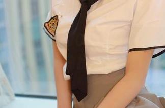 模范学院 – youOvOyou的大概念：制服也能变得随性，前提得有这组原图才行
