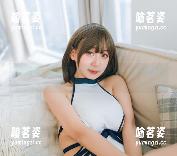 浅安安 混搭四方,浅安安的校服cos分享,直击你的校园情怀!