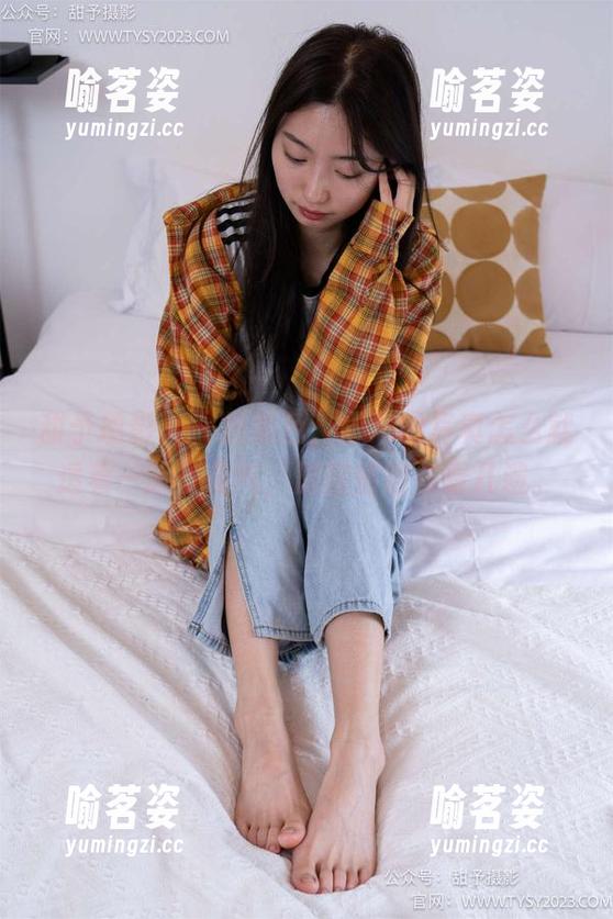 甜予摄影 - 一抹黑色，思思的写真怎么就透着一股子霸气，原图值得多看几遍。