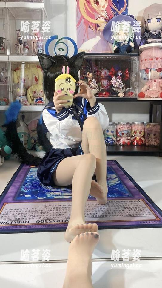 白栎Shirly 白栎Shirly的夕·染尘烟旗袍,真会玩,图片里的细节让人一再回味,力荐资源!