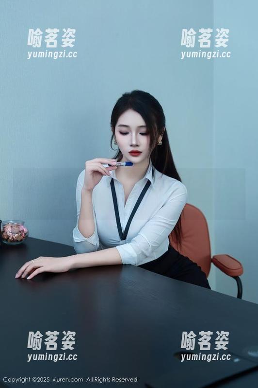秀人网 - 新图上线，z杯悠悠的裤里丝，这滋味儿，真让人捉摸不透。