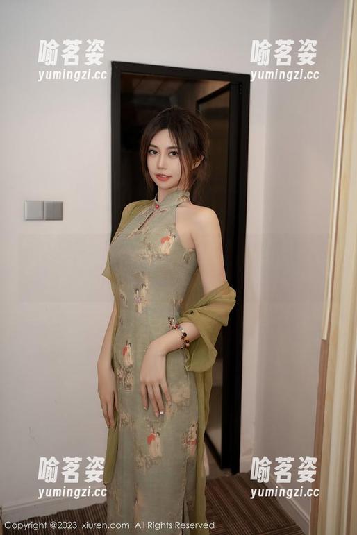秀人网 - 初梦瑶的蕾丝图包实在是让人欲罢不能，谁能抵挡这种诱惑？