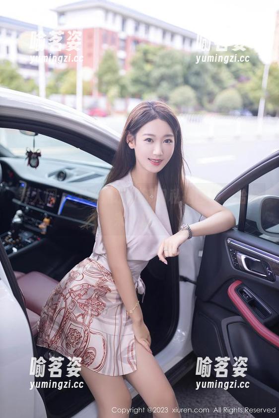 秀人网-大美媚京 秀人网 - 大美媚京的御姐私拍图集,给我来一打!
