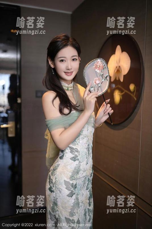 秀人网 - 张思允Nice：在丝袜与美臀之间的写真奇遇