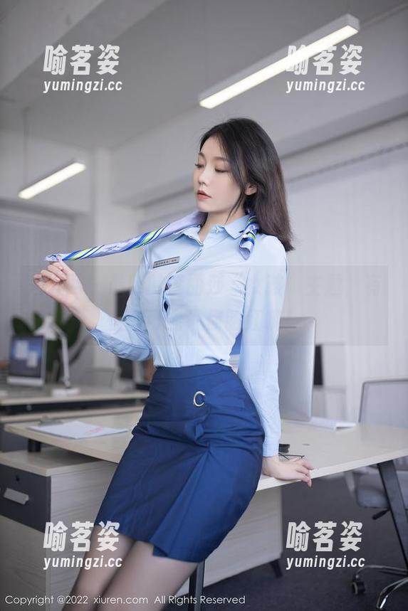 秀人网 - 最新的李丽莎“女孩”主题，有些图可能让你脸红哦！