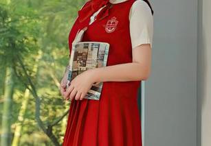 秀人网 – 不走寻常路的李丽莎，在线教室里的每张图片都有她的调调。