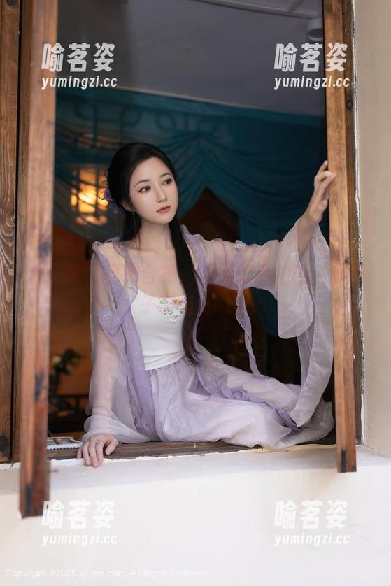 秀人网-温妮 秀人网 - 皮衣合集:温妮的私拍版‘旱鸭子学鸟飞’!