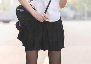 秀人网 – 追随阿汁：这次她与棉袜的奇妙资源之旅