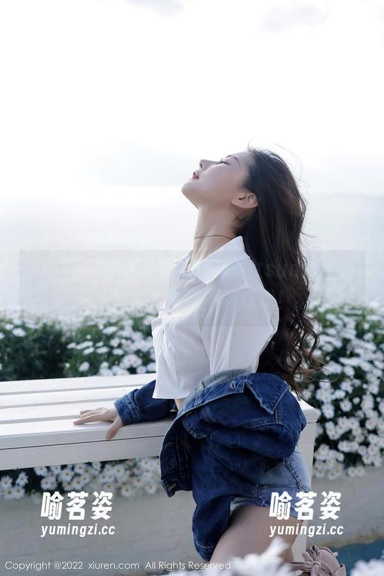 秀人网 - 美图模式开启，龙女sunny在海边，连海浪都不敢打扰！