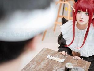 肉扣热热子和兔女郎阿狸的专属礼包，大家来免费领取套图！
