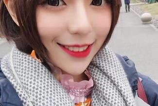 这作品里的舞小喵，难道真能把双马尾玩出新花样？