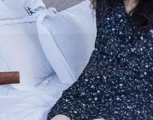 袜啵啵 – 厚黑丝花絮版下载：看完我差点把手里的甜甜圈咬掉了！