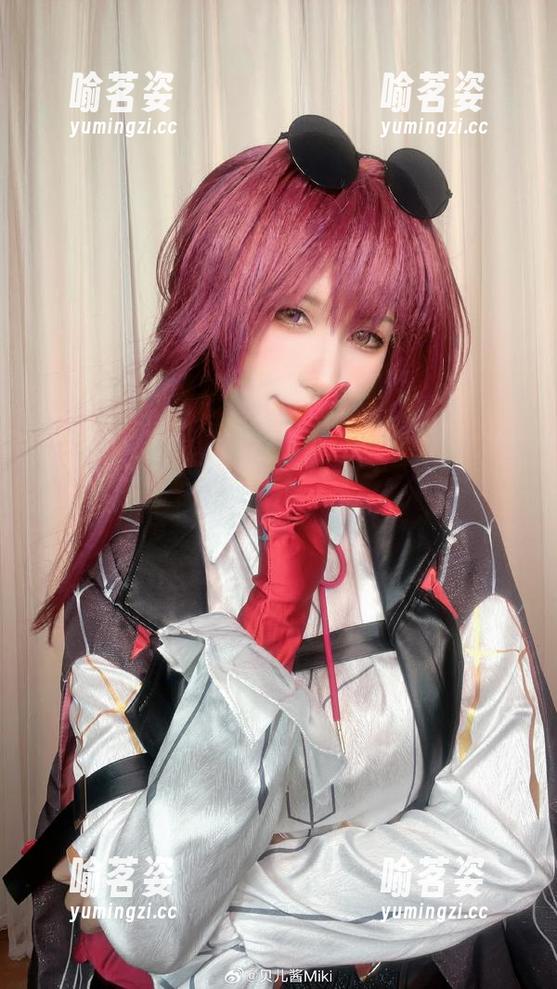 贝儿酱Miki 看贝儿酱Miki变身春梅COS,高清党也没法拒绝这无敌可爱!