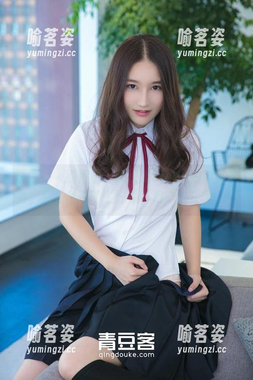 青豆客-颜浅浅Cindy 青豆客 - 别怀疑,颜浅浅Cindy的白丝写真,完美呈现了‘好看’和‘请下载’!